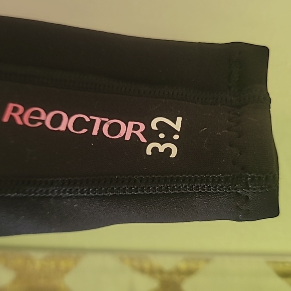 O'Neill Black Wetsuit - Picture 2 of 11